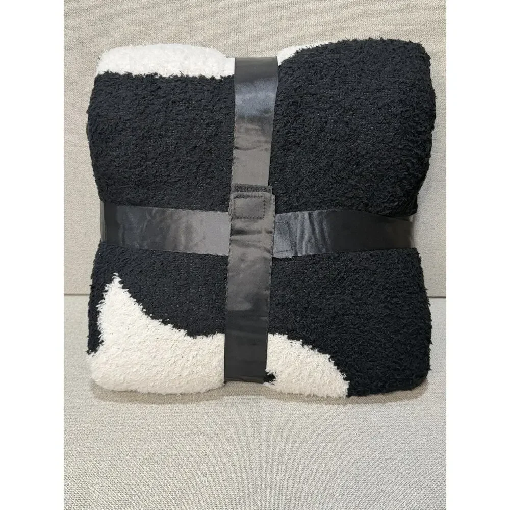 Cupcakes‎ & Cashmere Black Ghost Feather Knit Blanket Plush Throw Halloween NEW